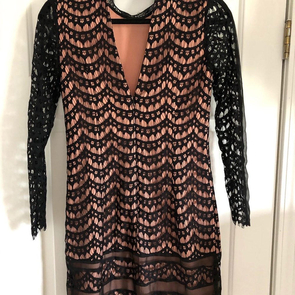 Adeptness Rae Cocktail Dress - Picture 4 of 5
